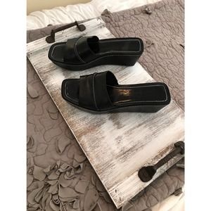 Donald Pliner Wedges Sz 9.5